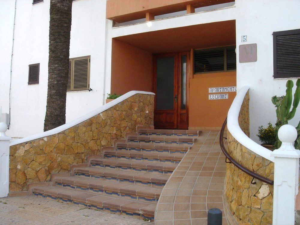 Apartamentos Llevant Ibiza Town Exterior photo